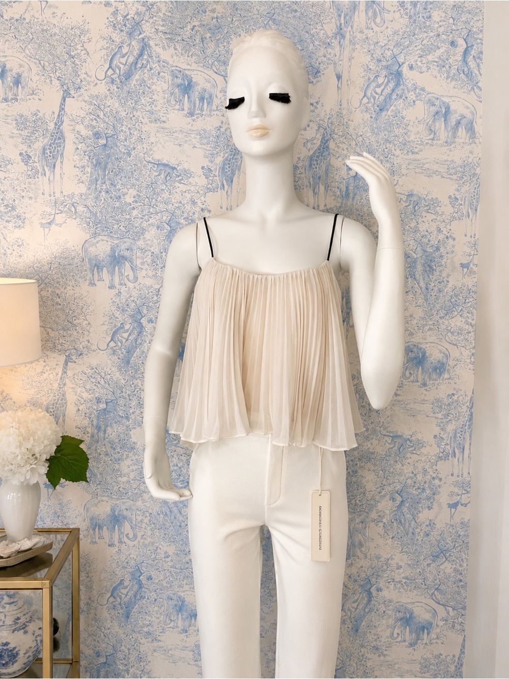 White Pleated Chiffon Cami for a European Summer ABS Allen Schwartz‎
